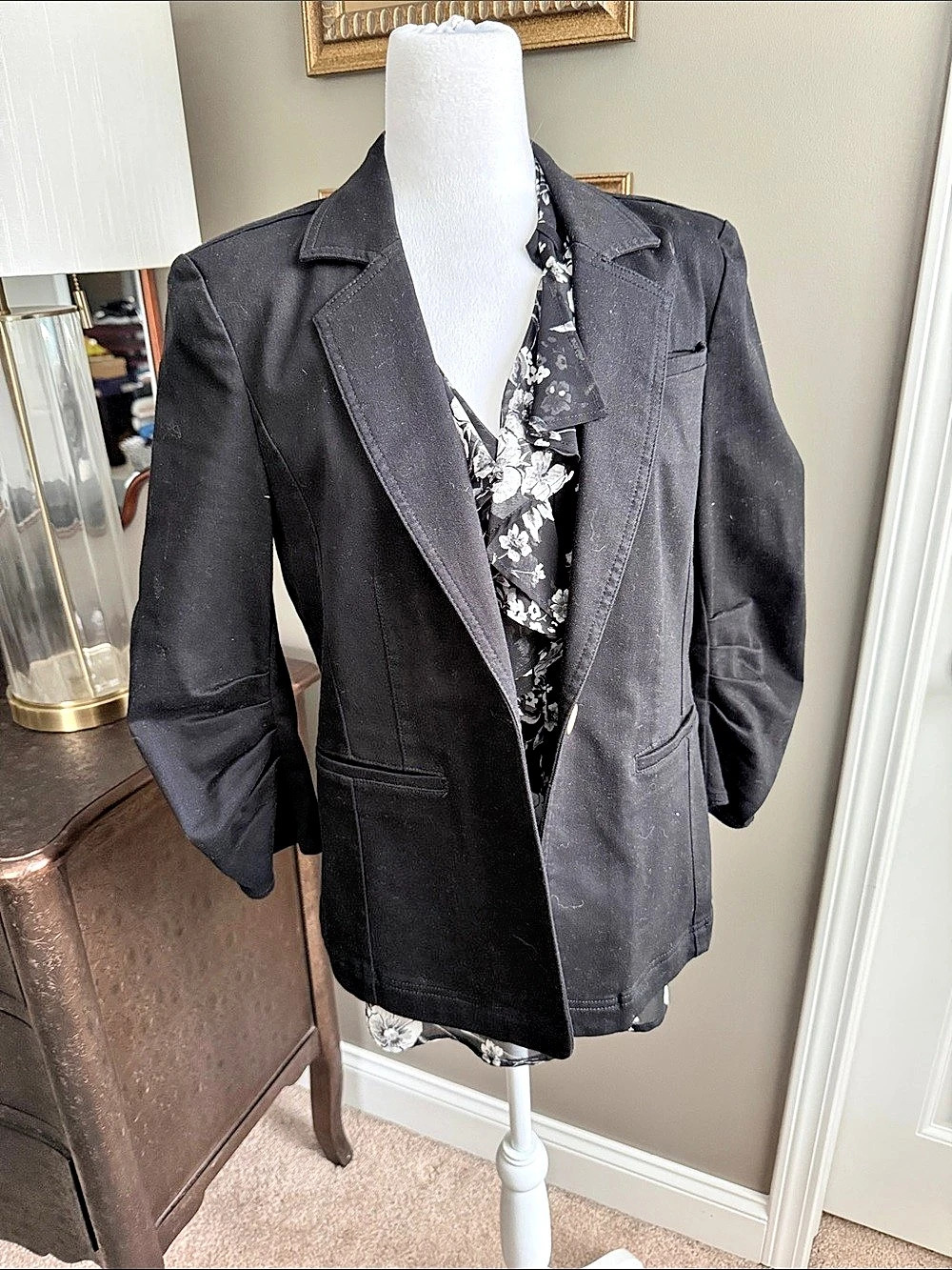 White House Black Market Women's Black Blazer Size 10